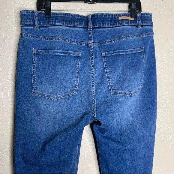 Soft Surroundings Supremely‎ Soft Relaxed Straight Leg Jeans blue - Picture 7 of 13